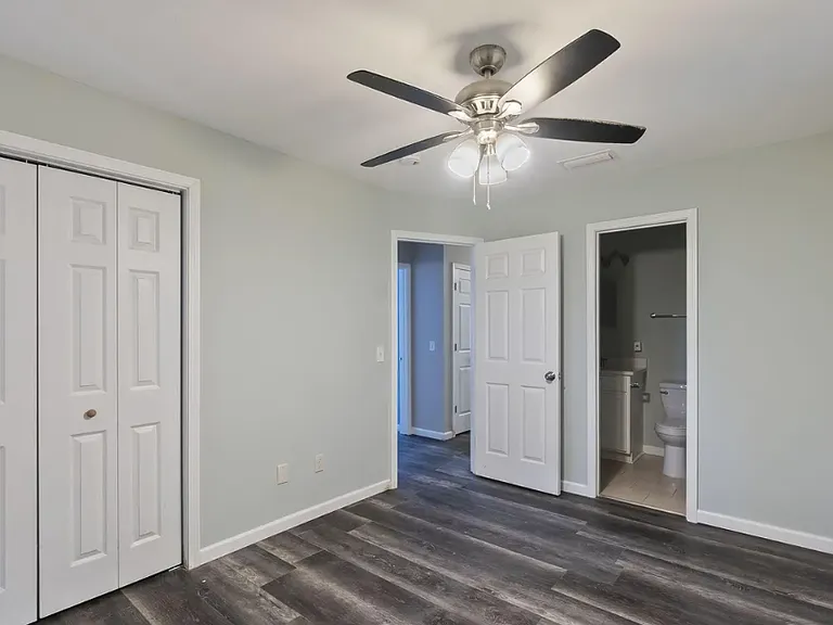 2716 Oak Hammock Dr — Photo 12