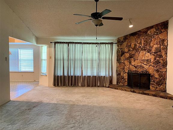 2nd image of 306 Omaha Ln