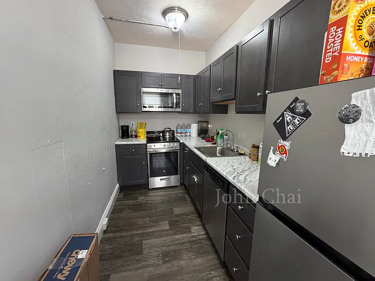 225 Kelton St #12 — Photo 10