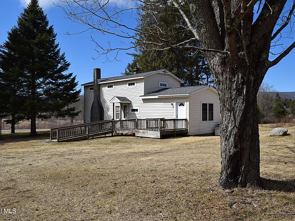 3rd image of 473 N Creek Road