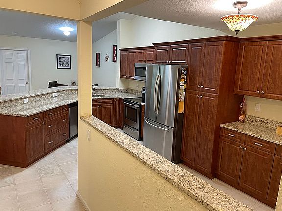 4th image of 5815 NW 57th Ave