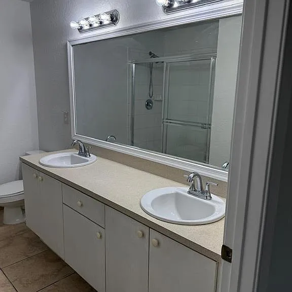 2941 Riverside Dr #303 — Photo 15