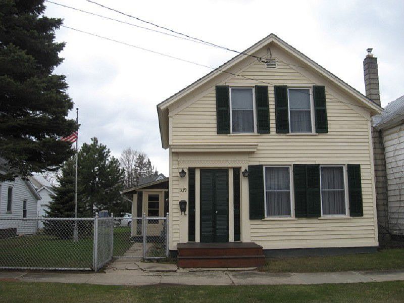 1st image of 319 Clark St