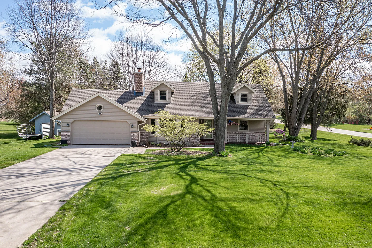 4304 Ridge Rd photo 1