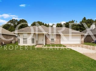 946 Bullrun Dr, Jackson, MS 39272