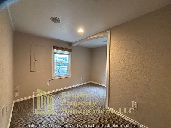 5th image of 1601 Main St APT A