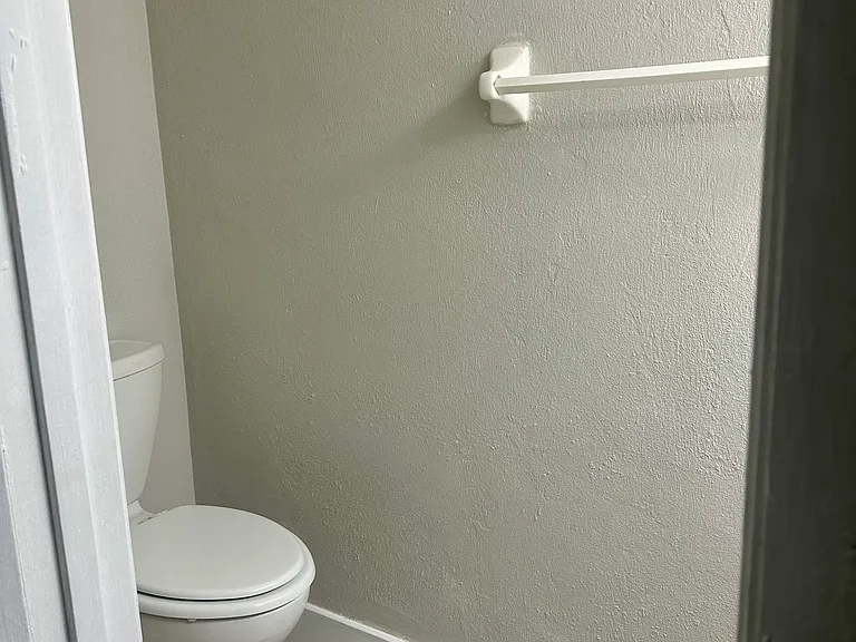 106 Springwood Sq — Photo 8