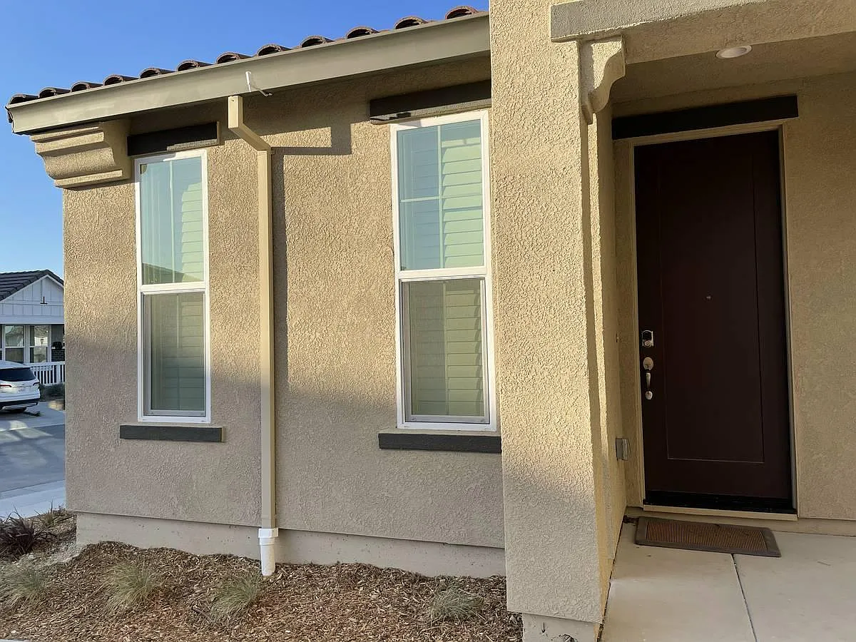 Front Door to the unit - 1922 S Bloembergen Ln