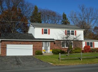 104 Winthrop Dr, Ithaca, NY 14850