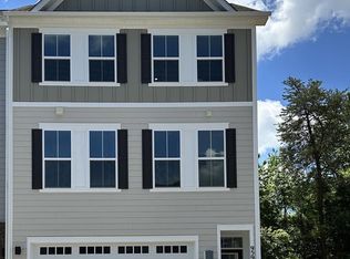 9594 Killeney Pl, Waldorf, MD 20601