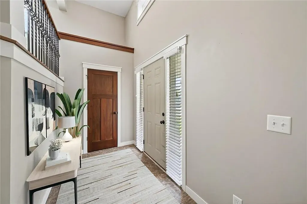 Building Photo - 20491 Goodvine Trl N