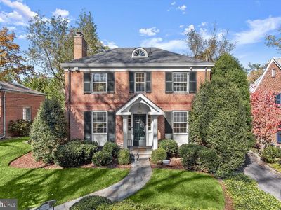 6674 32nd St NW, Washington, DC, 20015