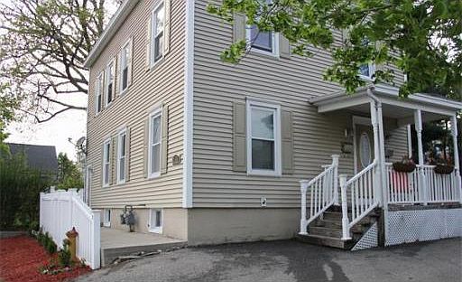 2nd image of 24 Parker St