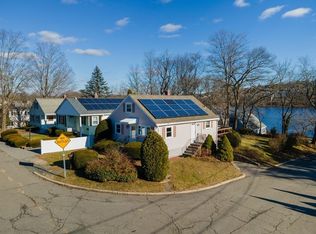 83 Lakeview Ter, Waltham, MA 02451