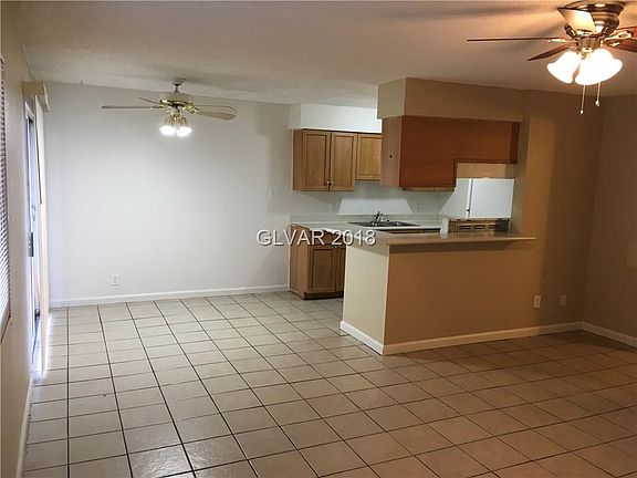 3rd image of 530 McKellar Cir APT B