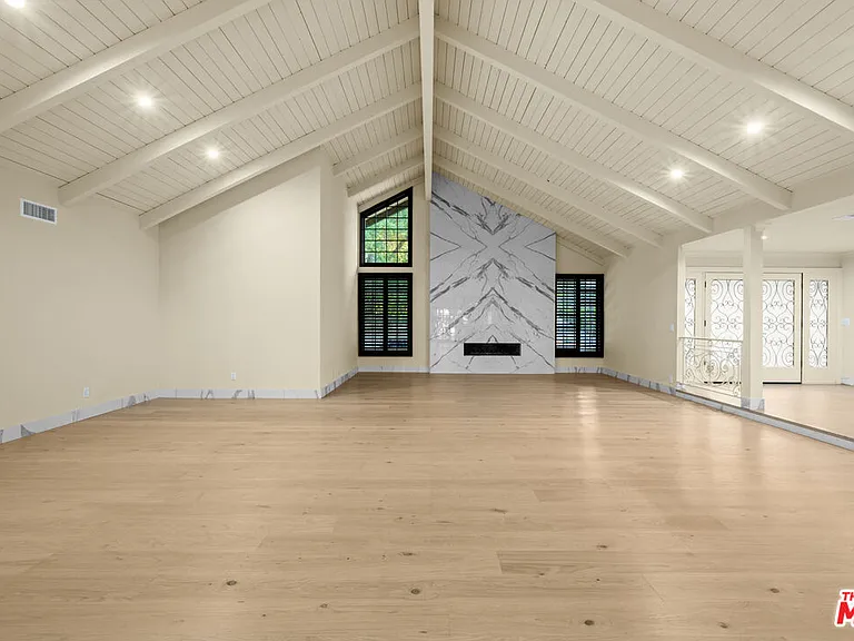 17449 Sumiya Dr — Photo 12
