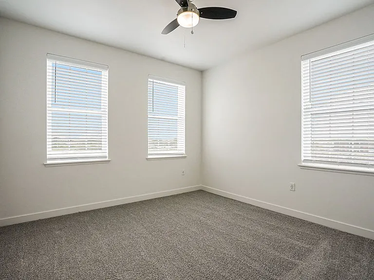 Meadowbrooke Apartment Homes — Photo 106