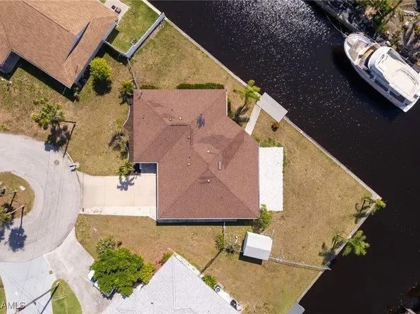 4387 Harbour Ter, North Fort Myers, FL 33903