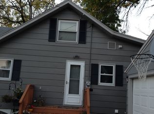 320 N 13th St, Estherville, IA 51334
