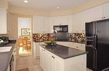 2nd image of 6095 Caroldale Row