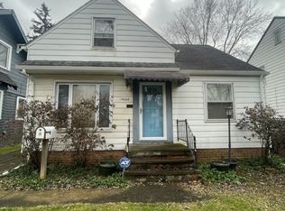 19604 Milan Dr, Maple Heights, OH 44137