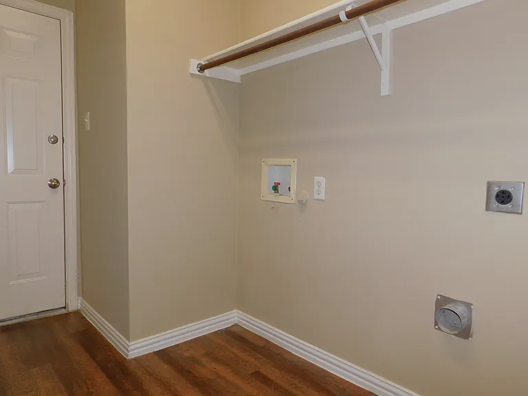 316 Hummingbird Dr — Photo 35