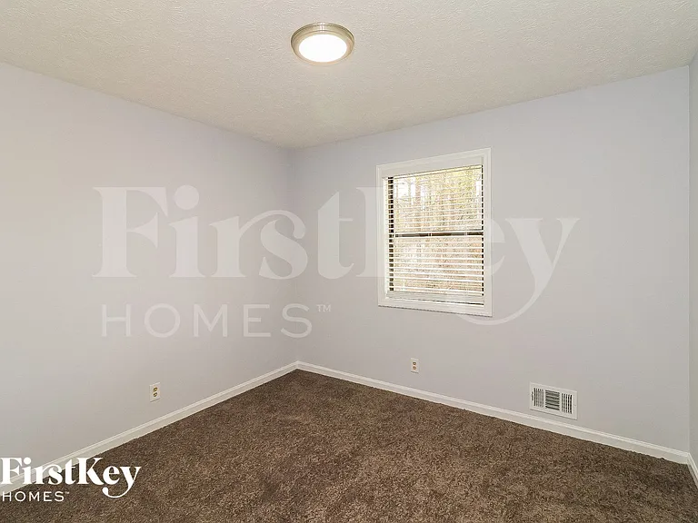 2039 Bascomb Carmel Rd — Photo 11