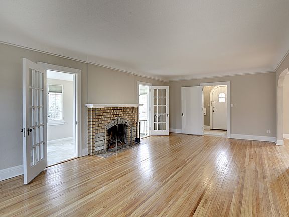5th image of 1816 Highland Pkwy