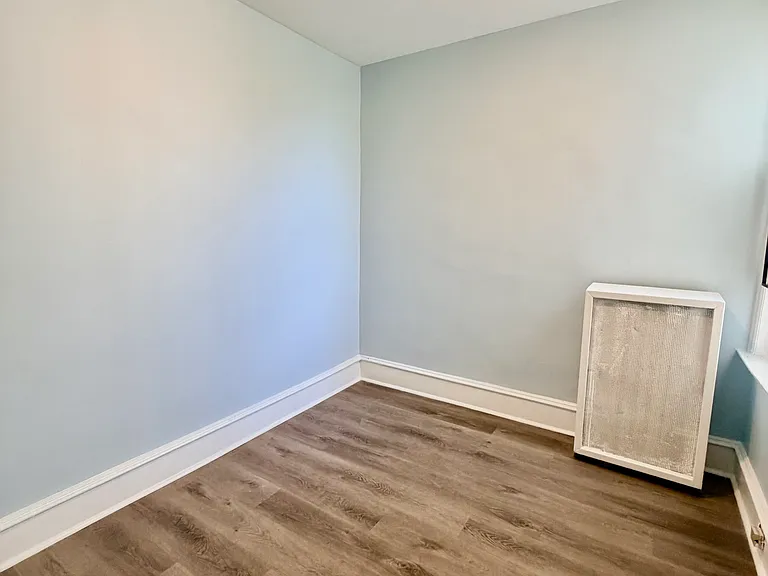 6320 Kingsessing Ave — Photo 12