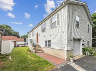 331 E Main St, Bergenfield, NJ 07621