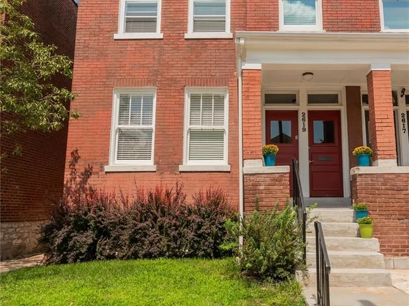 2619 Armand Pl, Saint Louis, MO 63104