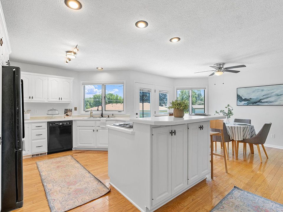 6540 Zealand Ave N, Brooklyn Park, MN 55428 | MLS #7043905 | Zillow
