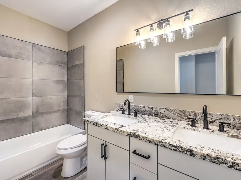 724 Naples Ave — Photo 33