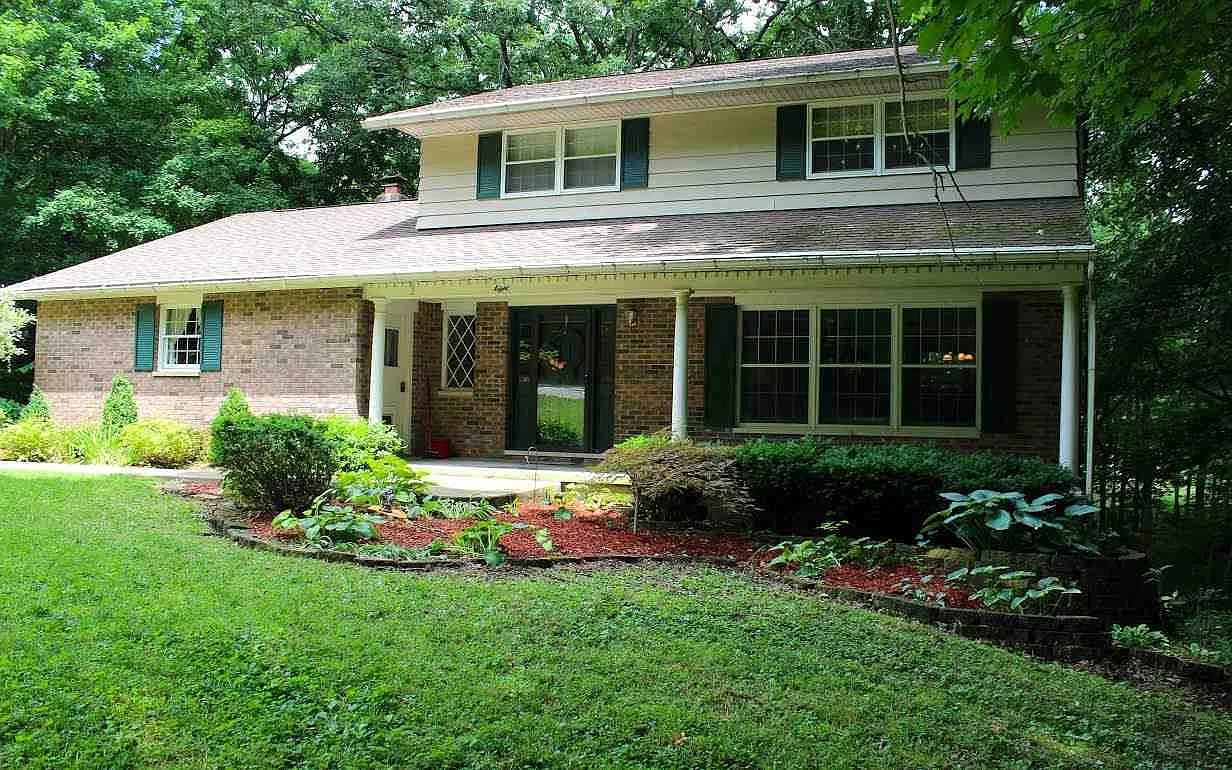 8 Saddler Ct photo 1