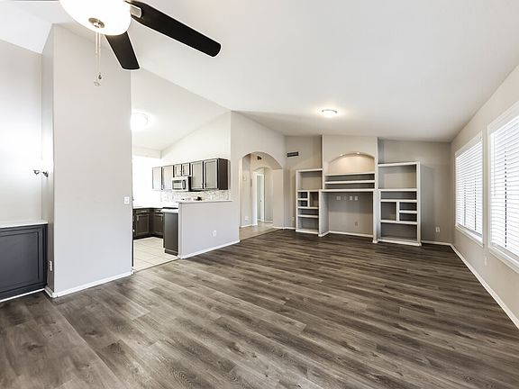 4th image of 7706 W San Miguel Ave