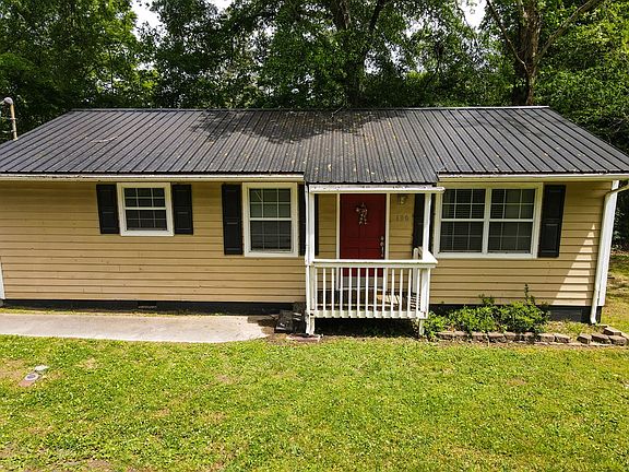 4th image of 130 Round Knob Rd