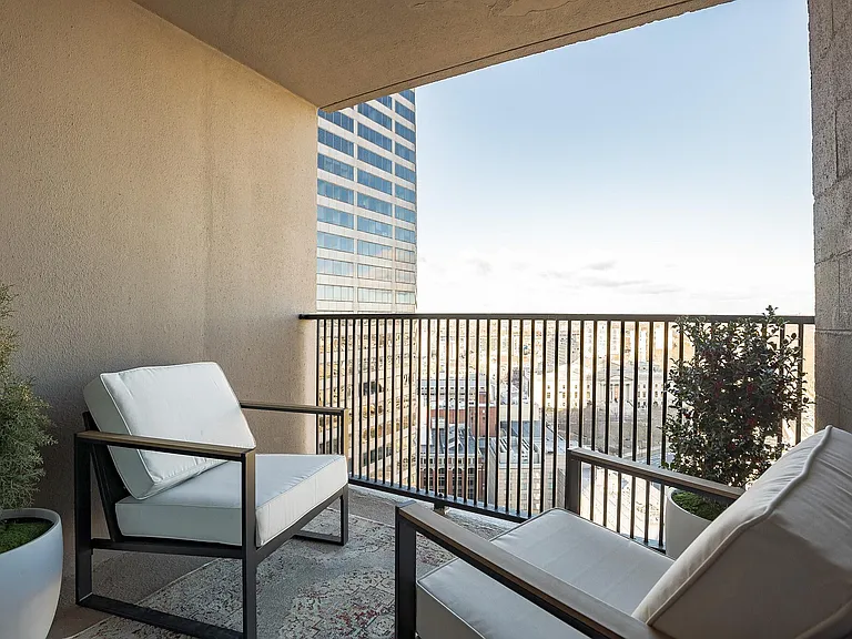 The Terrace on 18th St — Photo 23