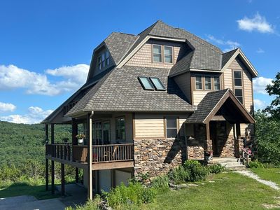 700 Shore Point Road, Blue Eye, MO, 65611