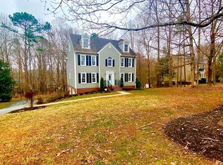 720 Lake Vista Dr, Forest, VA