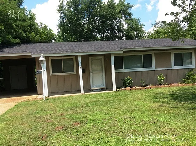 317 Imperial Dr photo 1