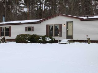 11145 N Douglas Rd, Riverdale, MI 48877