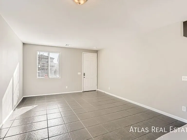 3528 Colby Creek Ave — Photo 11