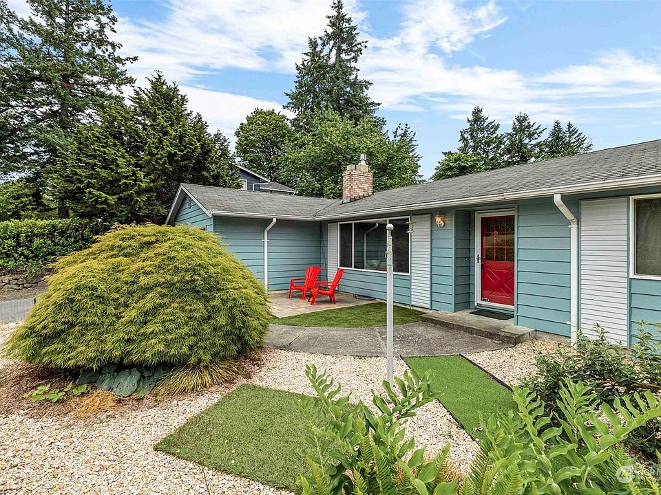 1st image of 2332 Evergreen Avenue SE
