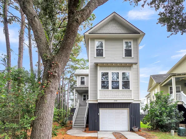 1018 Hunley Waters Cir, North Charleston, SC 29405