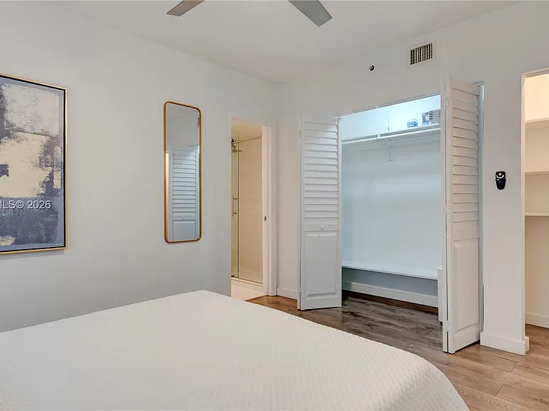 1550 Drexel Ave #101 — Photo 9