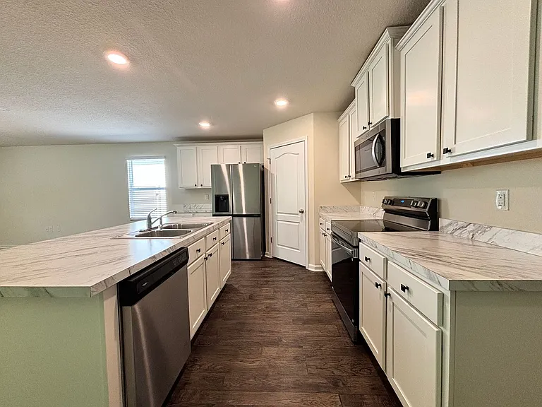 2270 Willow Springs Dr — Photo 18