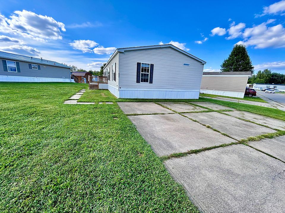 1st image of 4448 Ten Oak Dr