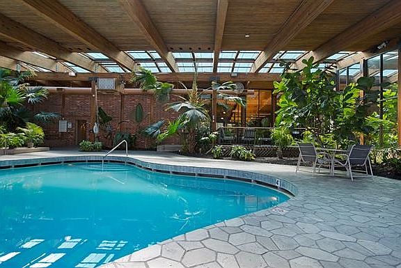 The indoor pool and botanic garden