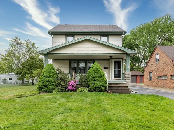 19560 Riverview Ave, Rocky River, OH 44116
