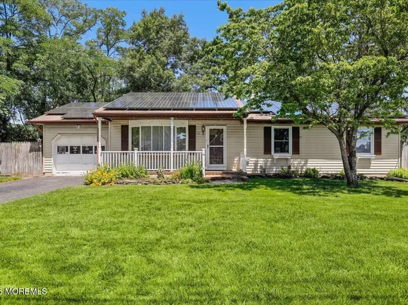 825 Madison Avenue, Toms River, NJ 08757